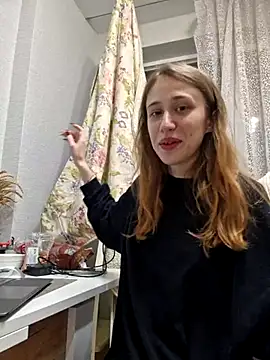 Snapshot of yourfavpsy_ chatting on 10/14/25, 03:46 yourfavpsy online show from 10/14/25, 03:46