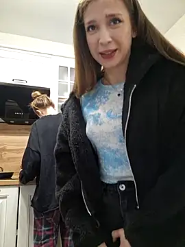 Snapshot of yourfavpsy_ chatting on 11/15/25, 12:45 yourfavpsy online show from 11/15/25, 12:45