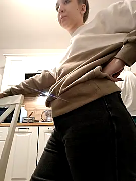 Snapshot of yourfavpsy_ chatting on 11/29/25, 11:35 yourfavpsy online show from 11/29/25, 11:35