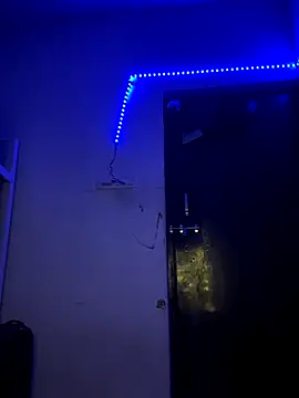 Snapshot of FitNhot_sam chatting on 09/20/25, 11:33 FitNhot sam online show from 09/20/25, 11:33