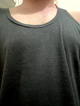 Snapshot of FitNhot_sam chatting on 11/11/25, 08:09 FitNhot sam online show from 11/11/25, 08:09