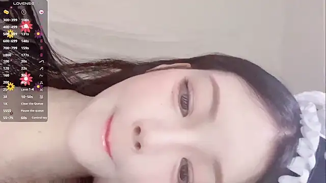 MM-feifei online show from 10/17/25, 02:19