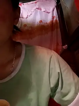 Phuongphuongg online show from 09/10/25, 05:29