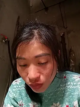 Phuongphuongg online show from 12/18/25, 06:08