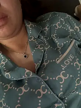 Nhung584 online show from 09/13/25, 11:37