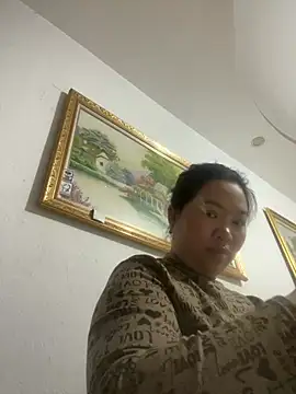 Nhung584 online show from 05/09/26, 12:43