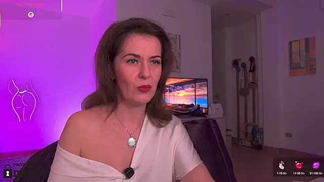 Witch in Silk online show from 11/05/25, 05:46