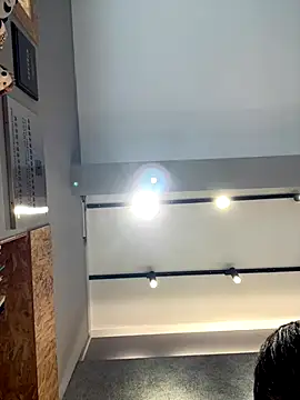 Snapshot of sonwmelt1 chatting on 09/21/25, 06:37 sonwmelt1 online show from 09/21/25, 06:37