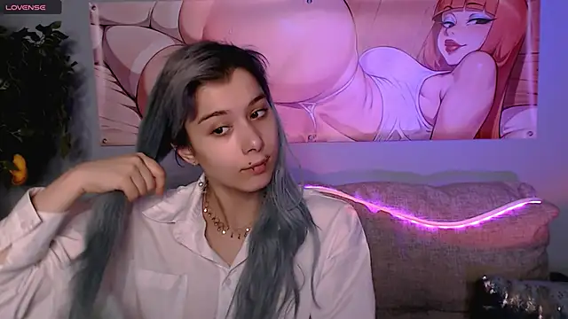 Snapshot of SophieAsh chatting on 10/05/25, 08:34 SophieAsh online show from 10/05/25, 08:34