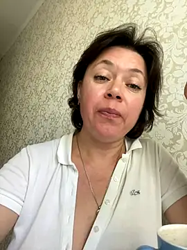 Kiravix online show from 09/30/25, 11:26