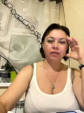 Kiravix online show from 10/02/25, 05:42