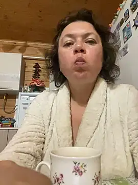 Kiravix online show from 10/04/25, 05:11