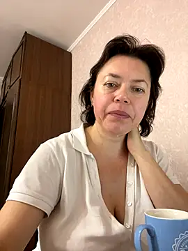 Kiravix online show from 10/24/25, 06:54