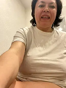 Kiravix online show from 12/19/25, 08:49