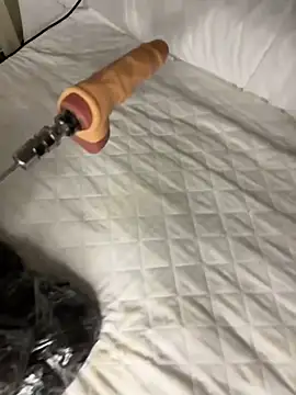 Ozge-SluttyScream69 online show from 11/01/25, 11:07