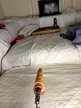 Ozge-SluttyScream69 online show from 12/01/25, 11:10