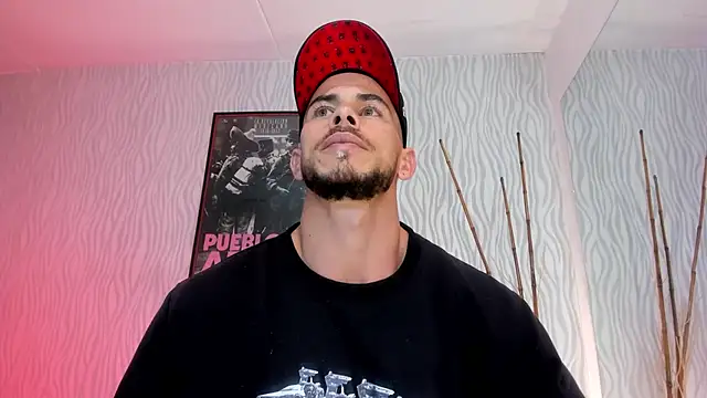 Snapshot of dylan_jacobx chatting on 02/25/26, 04:00 dylan jacobx online show from 02/25/26, 04:00