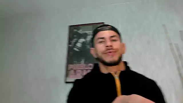 Snapshot of dylan_jacobx chatting on 03/11/26, 03:01 dylan jacobx online show from 03/11/26, 03:01