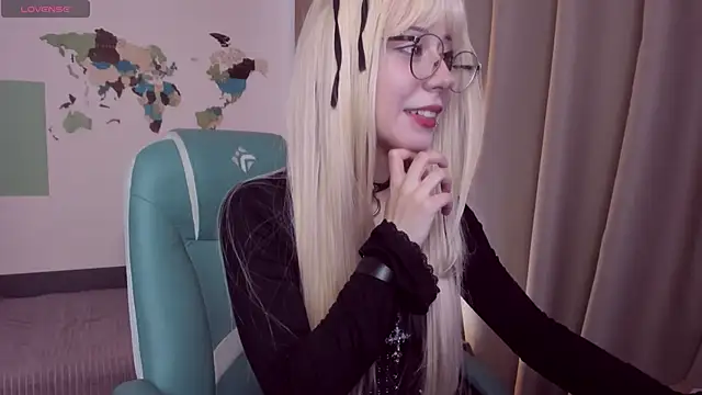 meomeee online show from 04/22/26, 04:19