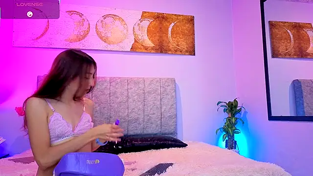 Snapshot of antonellastar24_ chatting on 09/11/25, 07:47 antonellastar24 online show from 09/11/25, 07:47