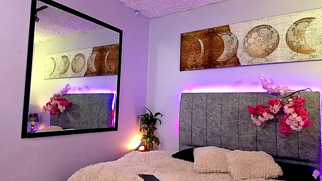 Snapshot of antonellastar24_ chatting on 10/10/25, 08:30 antonellastar24 online show from 10/10/25, 08:30