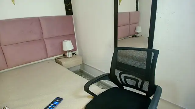 muller asher online show from 11/15/25, 03:26