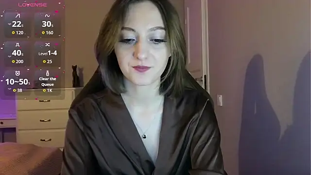 white liillyy online show from 06/06/26, 09:52