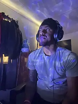 tyrek5051 online show from 11/29/25, 01:58