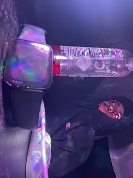 tyrek5051 online show from 12/17/25, 05:57