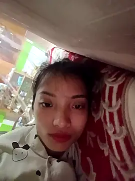 Snapshot of tdtd98 chatting on 10/25/25, 03:03 tdtd98 online show from 10/25/25, 03:03