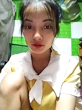 Snapshot of tdtd98 chatting on 10/28/25, 04:20 tdtd98 online show from 10/28/25, 04:20