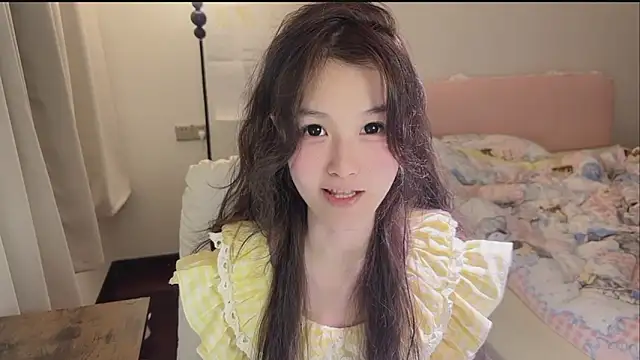 FuFu-puff online show from 11/28/25, 04:09