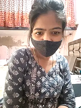 Snapshot of Paakhi-Singh chatting on 11/25/25, 04:12 Paakhi-Singh online show from 11/25/25, 04:12