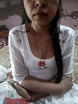 Snapshot of Paakhi-Singh chatting on 12/19/25, 04:08 Paakhi-Singh online show from 12/19/25, 04:08