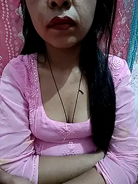 Snapshot of Paakhi-Singh chatting on 12/21/25, 05:42 Paakhi-Singh online show from 12/21/25, 05:42