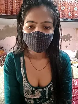 Snapshot of Paakhi-Singh chatting on 01/13/26, 04:51 Paakhi-Singh online show from 01/13/26, 04:51