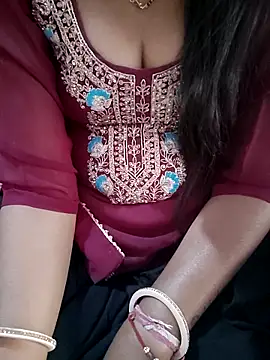 Snapshot of Paakhi-Singh chatting on 03/14/26, 11:37 Paakhi-Singh online show from 03/14/26, 11:37