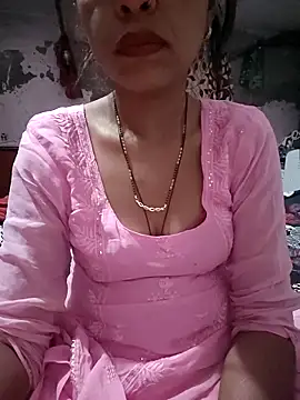 Snapshot of Paakhi-Singh chatting on 04/23/26, 05:26 Paakhi-Singh online show from 04/23/26, 05:26