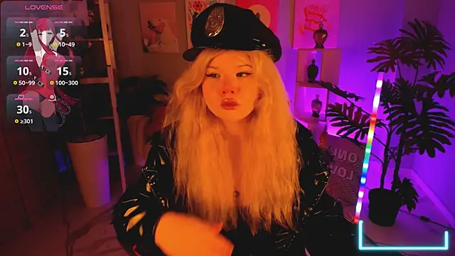 LilithNelson online show from 10/28/25, 05:59