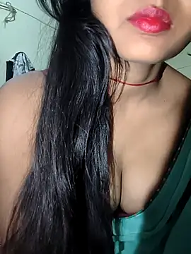 RAYI Queen 2 online show from 11/09/25, 08:45