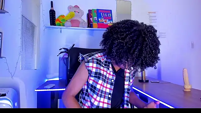 DEAMOL online show from 11/25/25, 06:41