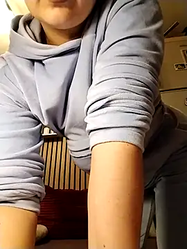 Snapshot of Mayaaaaaa_ chatting on 03/10/26, 07:35 Mayaaaaaa online show from 03/10/26, 07:35