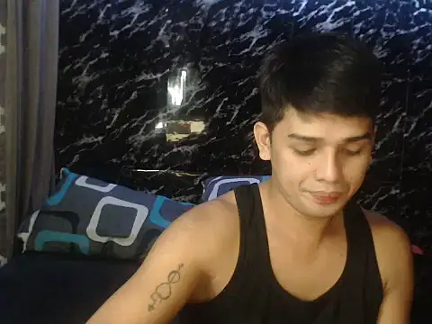 Snapshot of iampinoy19 chatting on 07/26/26, 04:58 iampinoy19 online show from 07/26/26, 04:58
