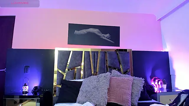 ScarletTorres online show from 10/19/25, 03:45