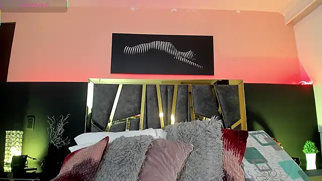 ScarletTorres online show from 12/19/25, 03:30