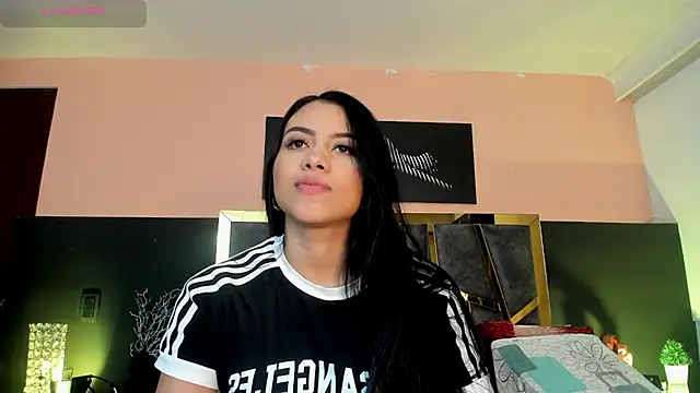 Snapshot of ScarletTorres chatting on 12/22/25, 06:38 ScarletTorres online show from 12/22/25, 06:38