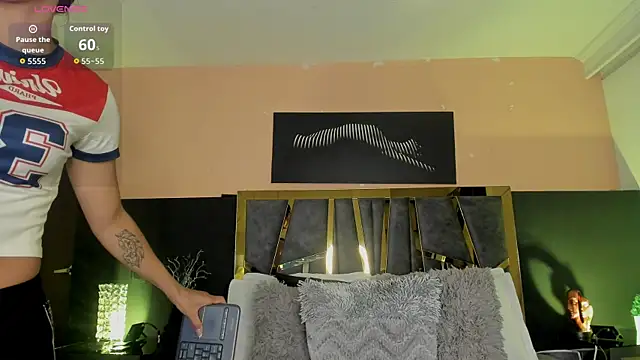 ScarletTorres online show from 02/06/26, 06:33