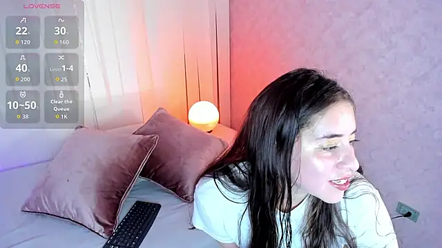 Keyla ruiz  online show from 03/09/26, 05:50