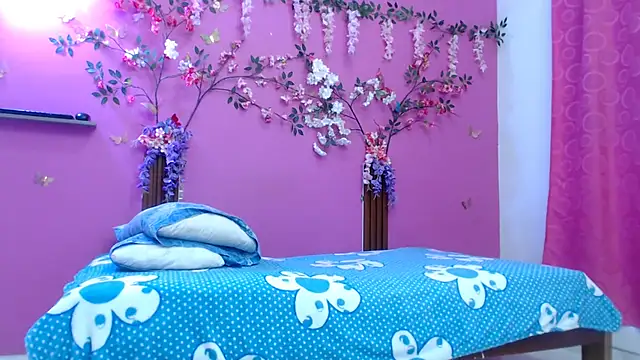 skinnybarbie022 online show from 04/30/26, 12:28