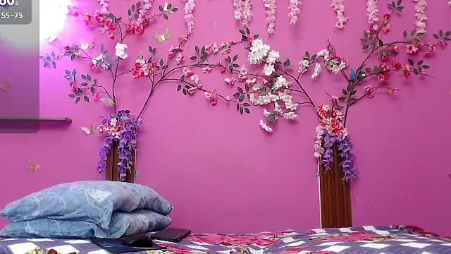 skinnybarbie022 online show from 06/19/26, 01:10